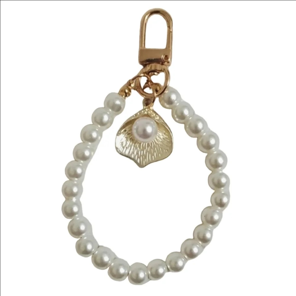 Faux Pearl Keychain with Shell Charm